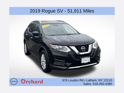 Used 2019 Nissan Rogue SV AWD/4WD image 1