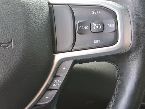 Used 2020 RAM 1500 Big Horn AWD/4WD image 32