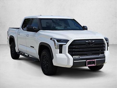 Used 2026 Toyota Tundra SR5 w/ SR5 Premium Package AWD/4WD image 3