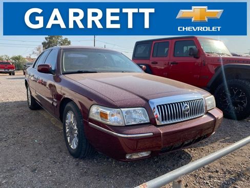 Used 2011 Mercury Grand Marquis LS RWD image 1