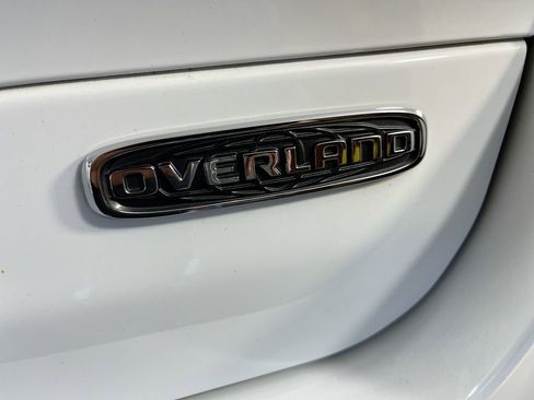 Used 2023 Jeep Grand Cherokee L Overland w/ MOPAR Finishing Package AWD/4WD image 41