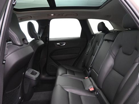 New 2025 Volvo XC60 B5 Core w/ Protection Package Premier image 25