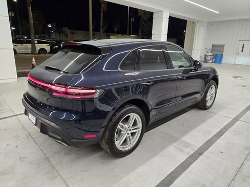 Used 2023 Porsche Macan image 6
