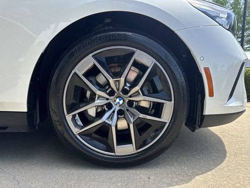 Certified 2026 BMW 530i xDrive AWD/4WD image 29