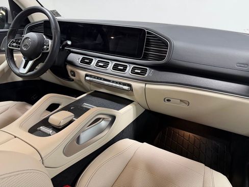 Certified 2023 Mercedes-Benz GLS 450 4MATIC image 29