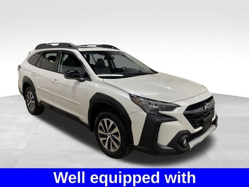 Certified 2023 Subaru Outback Premium image 3