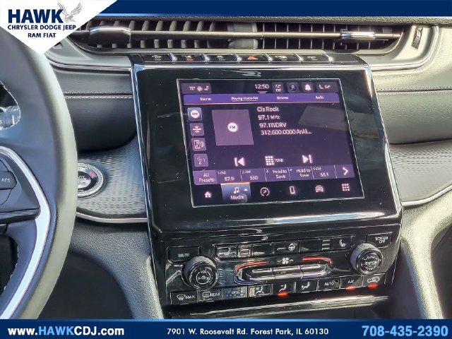 Certified 2025 Jeep Grand Cherokee Altitude AWD/4WD image 20
