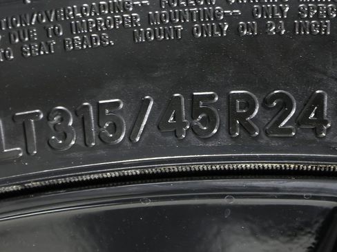 Used 2026 GMC Yukon AT4 Ultimate image 60