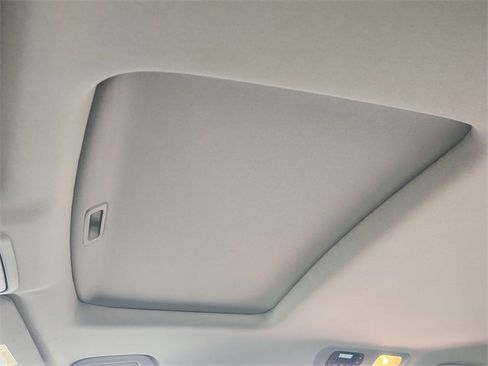 Used 2023 Honda Odyssey EX-L image 32