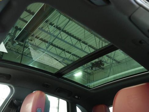 New 2026 Porsche Macan Turbo image 37