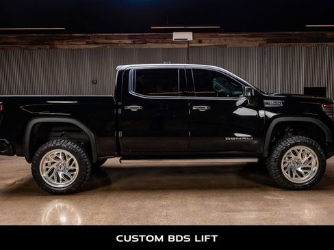 Used 2023 GMC Sierra 1500 Denali w/ Denali Reserve Package image 10