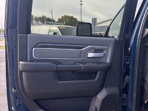 Used 2023 RAM 2500 Big Horn w/ Level 1 Equipment Group image 21