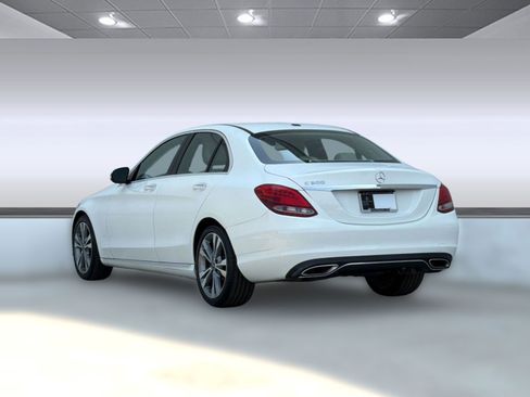 Used 2018 Mercedes-Benz C 300 Sedan image 3