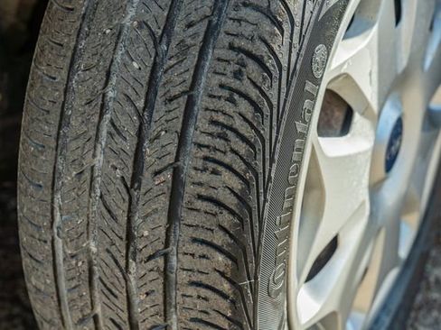 Used 2017 Ford Transit Connect XLT image 16