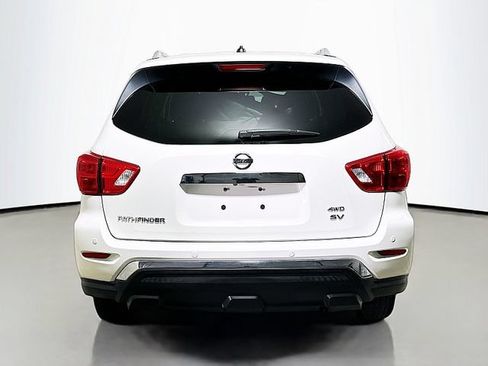 Used 2018 Nissan Pathfinder SV AWD/4WD image 6