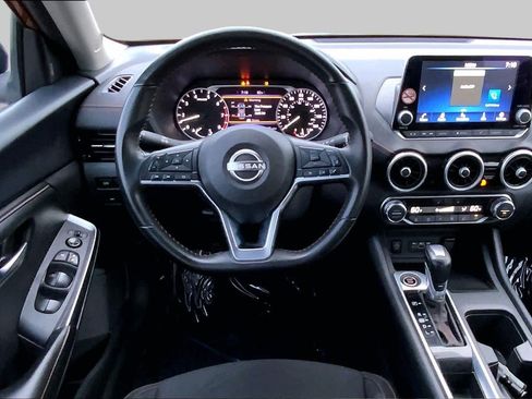 Used 2025 Nissan Sentra SR FWD image 6