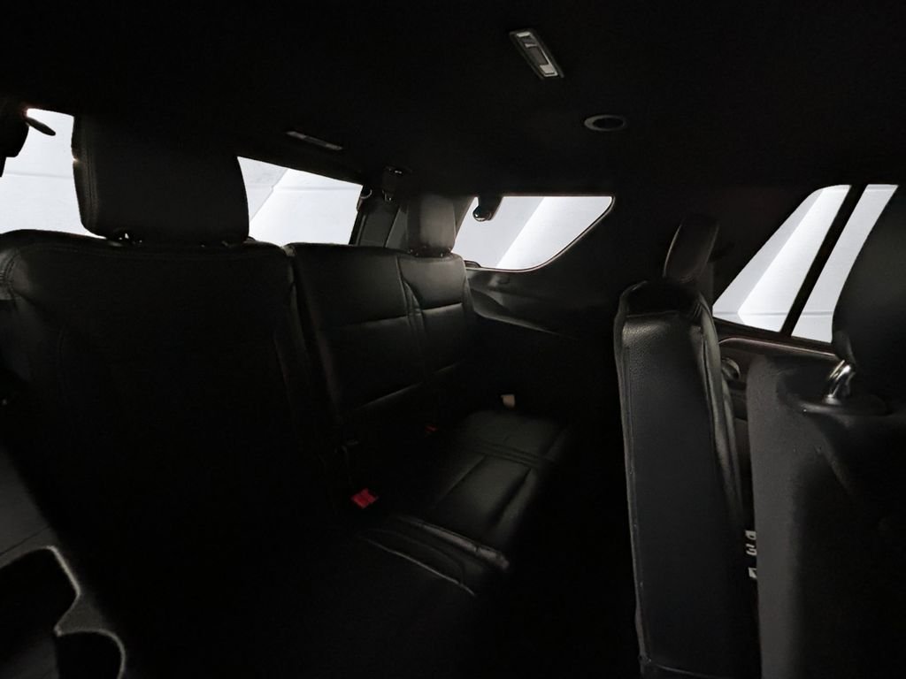 Used 2024 Chevrolet Tahoe LS RWD image 16