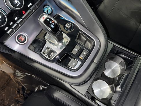 Used 2019 Jaguar F-TYPE Coupe image 23
