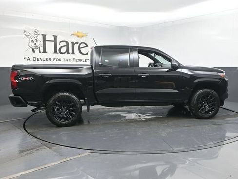New 2026 Chevrolet Colorado W/T w/ WT Custom Package AWD/4WD image 15