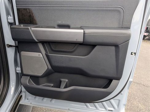 Used 2024 Ford F250 Lariat w/ Sport Appearance Package image 33