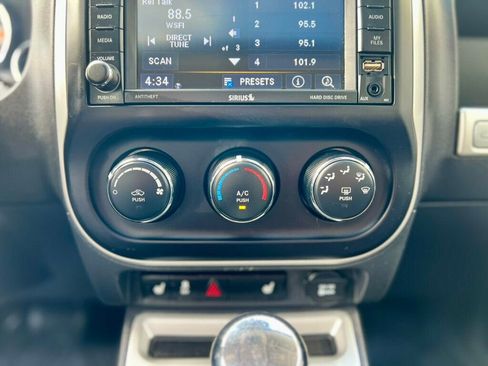 Used 2017 Jeep Compass High Altitude image 21