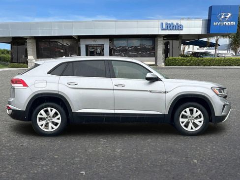Used 2021 Volkswagen Atlas Cross Sport S image 9