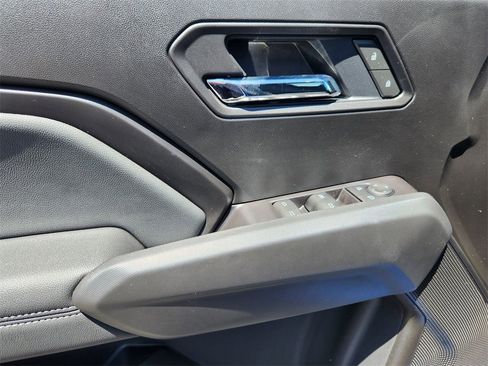 New 2025 GMC Canyon Elevation w/ Convenience Package image 16