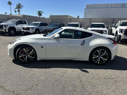Used 2019 Nissan 370Z Touring Sport image 7