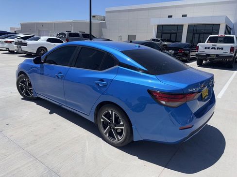 Used 2024 Nissan Sentra SV FWD image 3