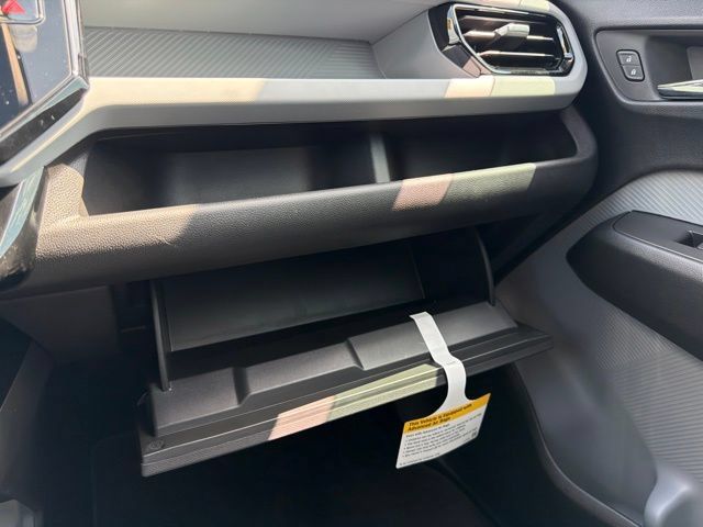 New 2027 Chevrolet Bolt RS w/ Super Cruise Package FWD image 30