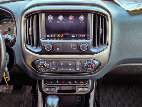 Used 2022 Chevrolet Colorado Z71 image 18