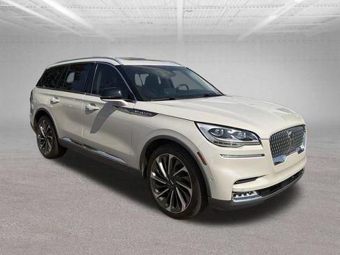 Used 2020 Lincoln Aviator Reserve w/ Equipment Group 202A AWD/4WD image 8