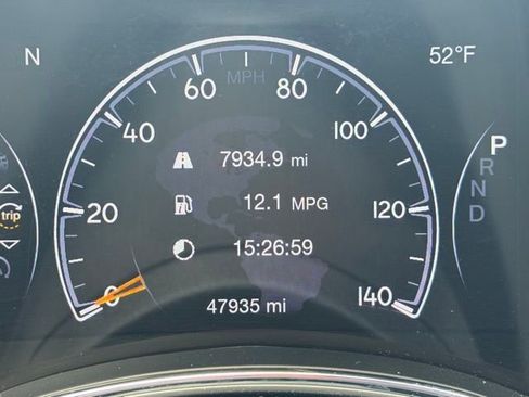 Used 2021 Jeep Grand Cherokee Altitude AWD/4WD image 22