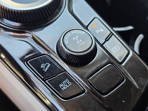 Used 2023 Kia Sportage EX image 37