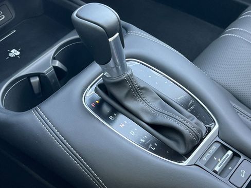 New 2026 Honda HR-V EX-L image 23