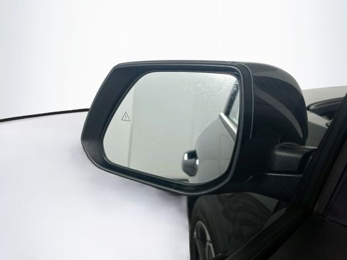 Used 2026 Kia Niro LX FWD image 16