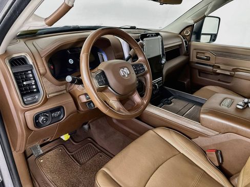 Used 2023 RAM 2500 Limited AWD/4WD image 30