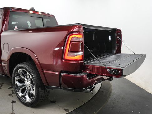 Used 2019 RAM 1500 Limited AWD/4WD image 18