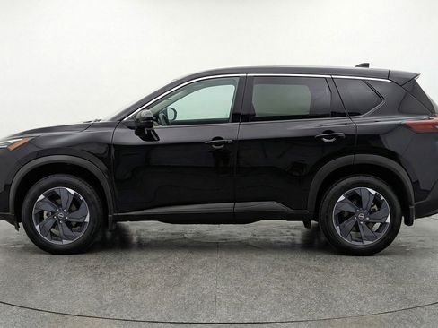 Used 2025 Nissan Rogue SV image 5