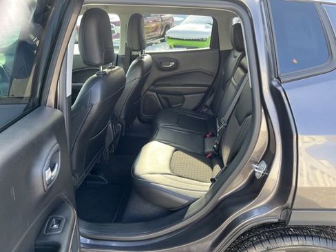 Used 2018 Jeep Compass Latitude w/ Popular Equipment Group image 20