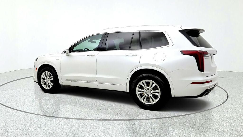 Used 2024 Cadillac XT6 Luxury FWD image 7