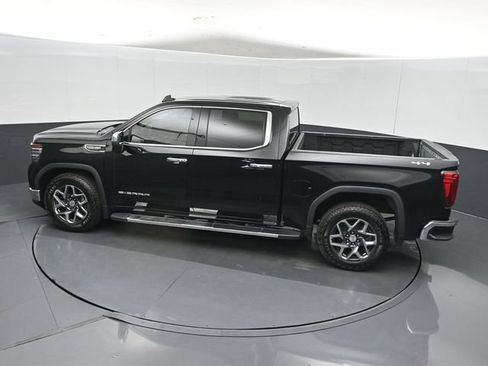 Used 2022 GMC Sierra 1500 SLT w/ SLT Convenience Package AWD/4WD image 44