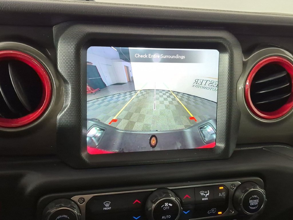 Used 2023 Jeep Gladiator Overland AWD/4WD image 22