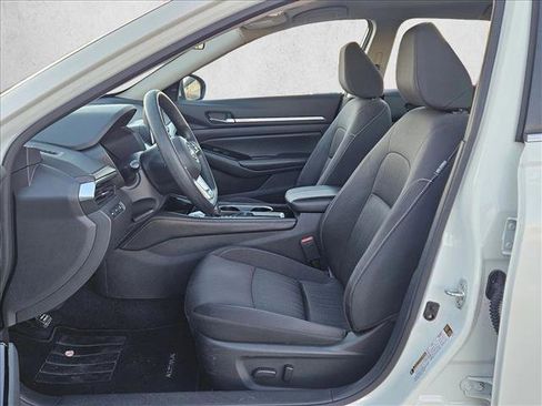 Used 2023 Nissan Altima 2.5 SV image 15