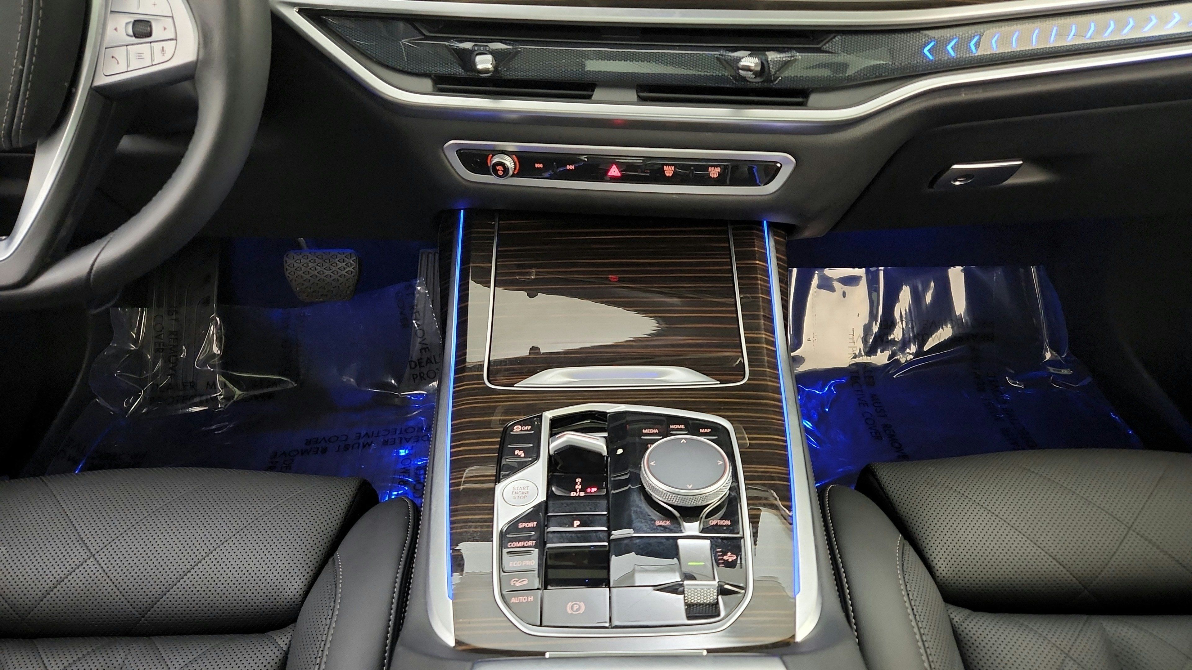 Used 2026 BMW X7 xDrive40i AWD/4WD image 24