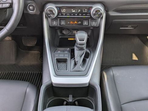 Used 2023 Toyota RAV4 XLE Premium image 19
