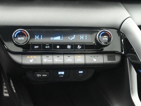 Used 2026 Hyundai Elantra SEL Sport Premium FWD image 19