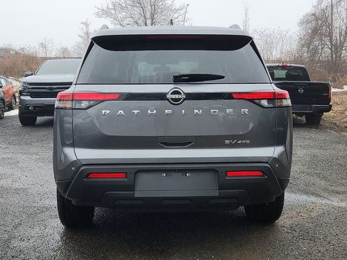 Used 2022 Nissan Pathfinder SV image 5