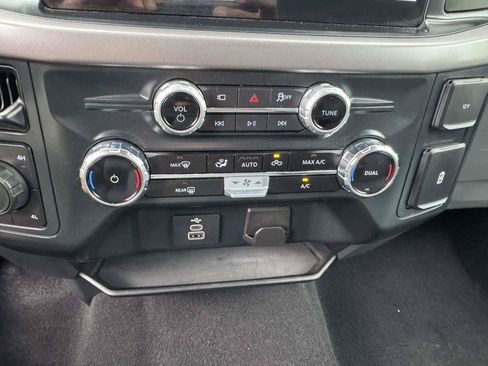 Used 2025 Ford F150 XLT w/ Equipment Group 301A Standard AWD/4WD image 38
