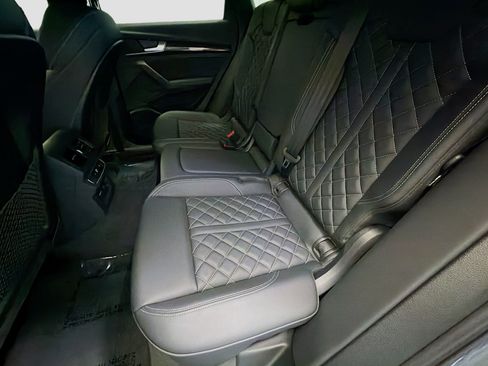 Used 2024 Audi SQ5 Premium Plus w/ Premium Plus Package AWD/4WD image 13
